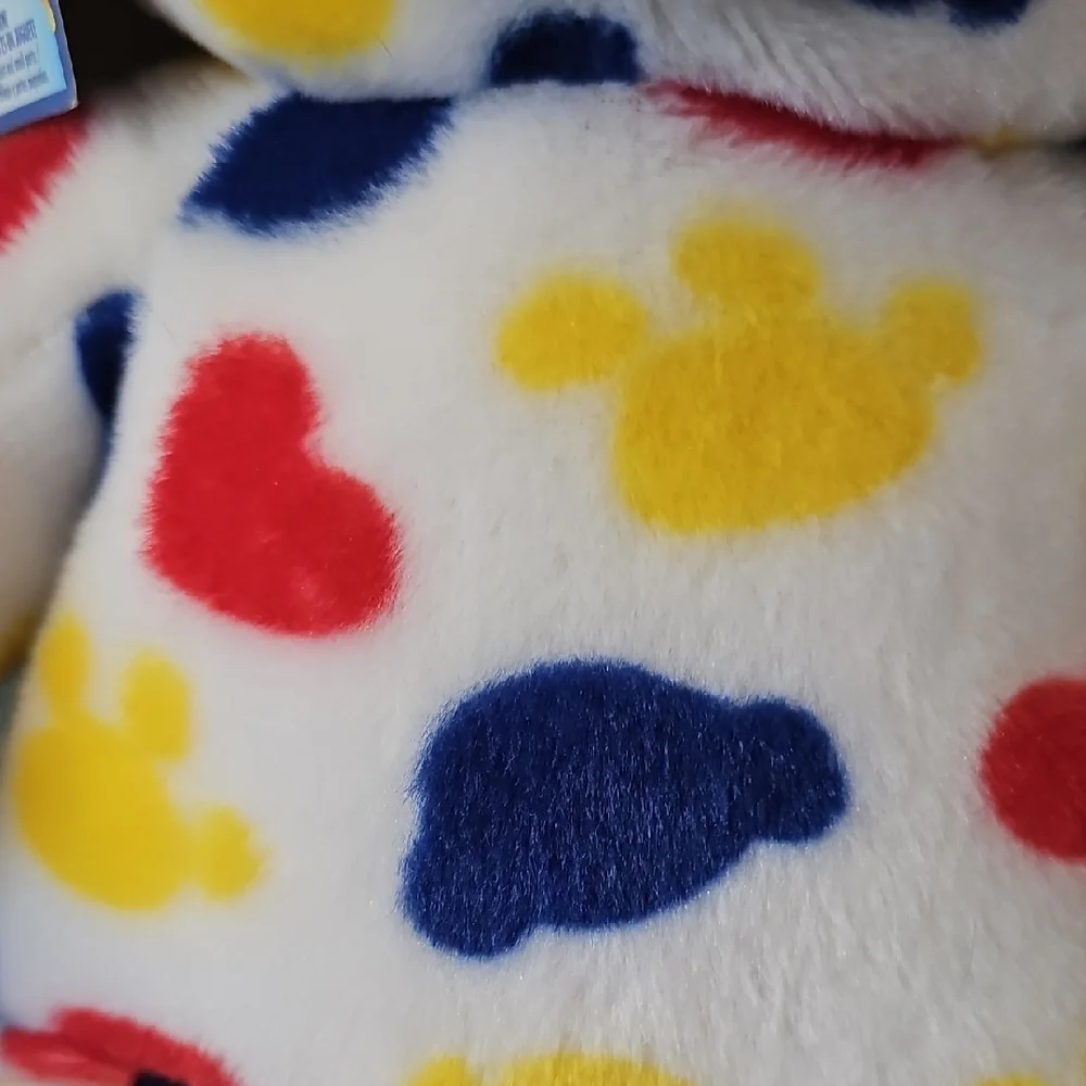 Colorful Heart and Bear Pattern Plush Toy - Picture 3 of 7